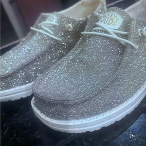Hey Dudes Women Size 6 GOLD GLITTER Sparkle